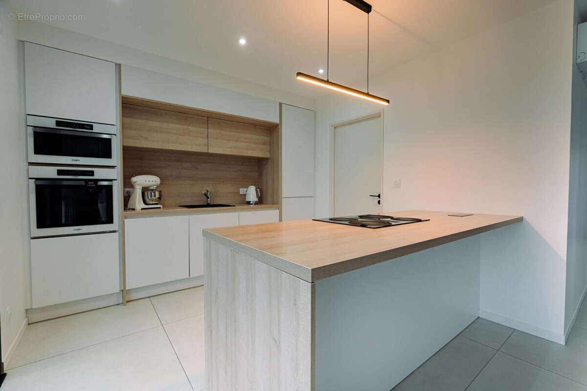 Maison Saint Sylvain d'Anjou 5 pièce(s) 130.29 m2 - photo 2