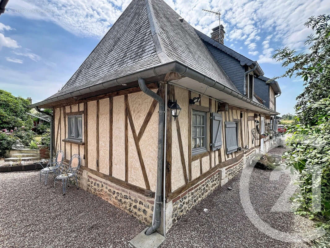 Maison 207 m² à Pont-Audemer  - photo 16