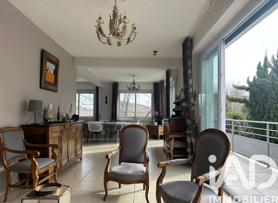 Photo 2 - Maison à LE BOUSCAT