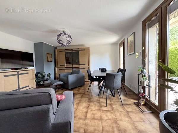 Appartement à LA MURE