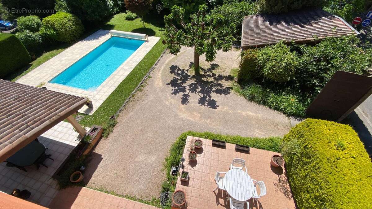 Maison à FONTAINES-SAINT-MARTIN