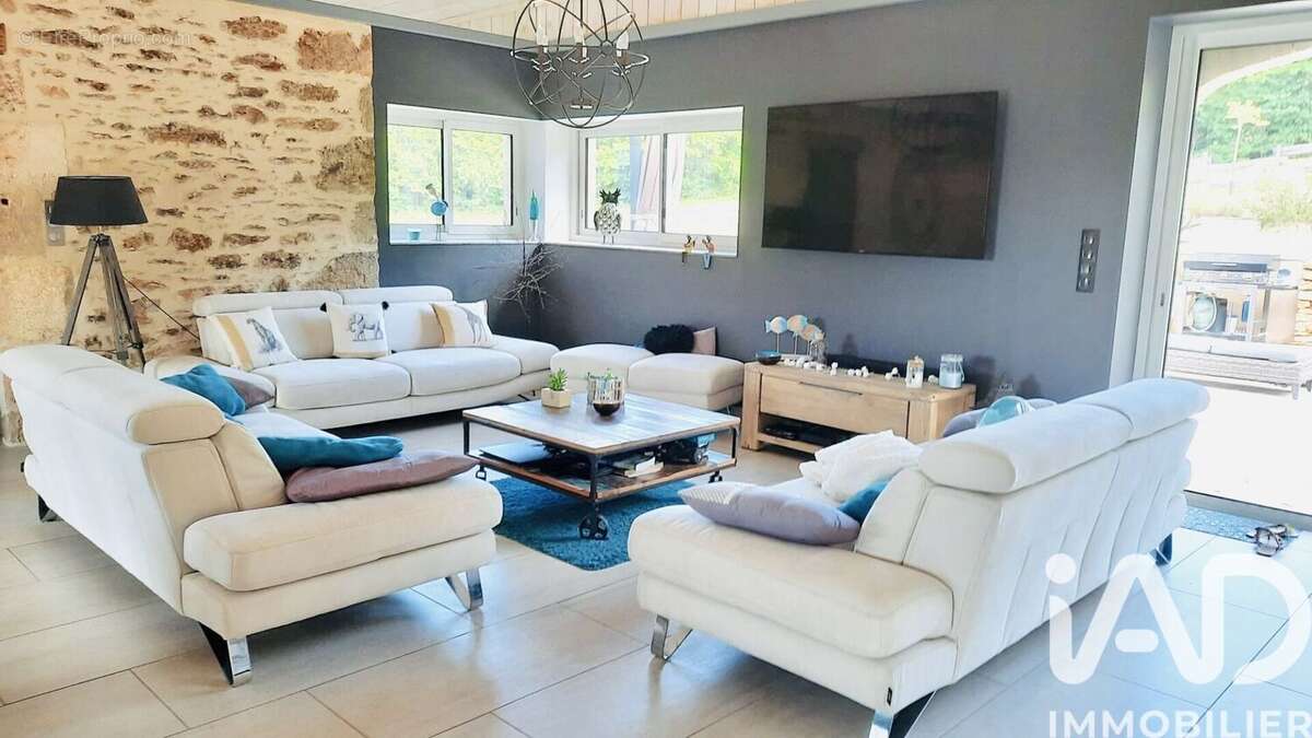 Photo 9 - Maison à PUY-L'EVEQUE