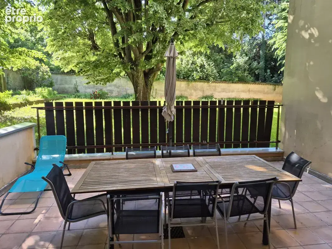 T4 rénové avec terrasse sans vis-à-vis - photo 2