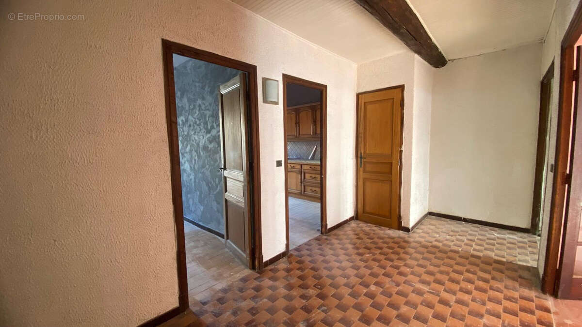 Maison à LEZIGNAN-CORBIERES