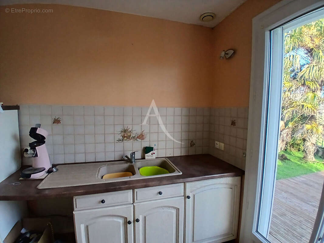 Maison à MONTPELLIER-DE-MEDILLAN