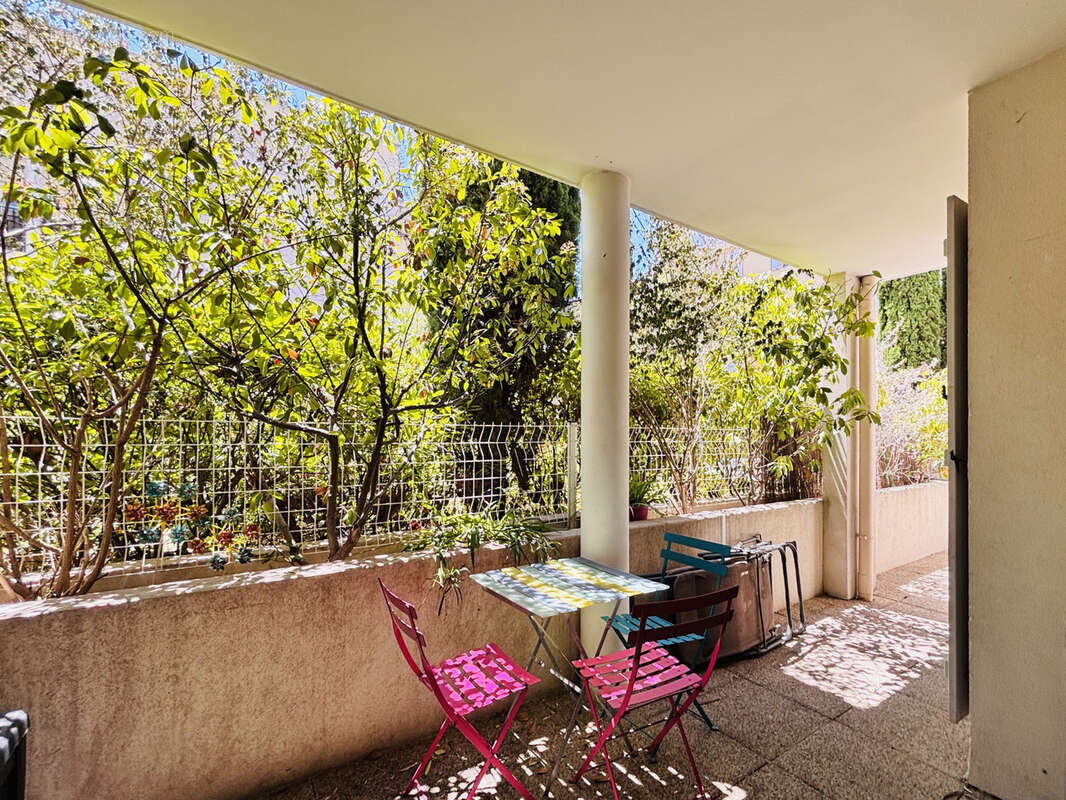 Aubagne (13) : appartement 2 pièces 53m2+ 34m2 Terrasse - photo 10