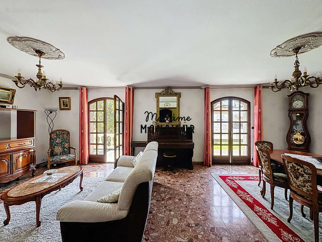 Maison à BOURGOIN-JALLIEU