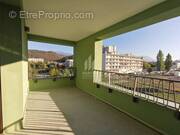 Appartement à LE PONT-DE-CLAIX