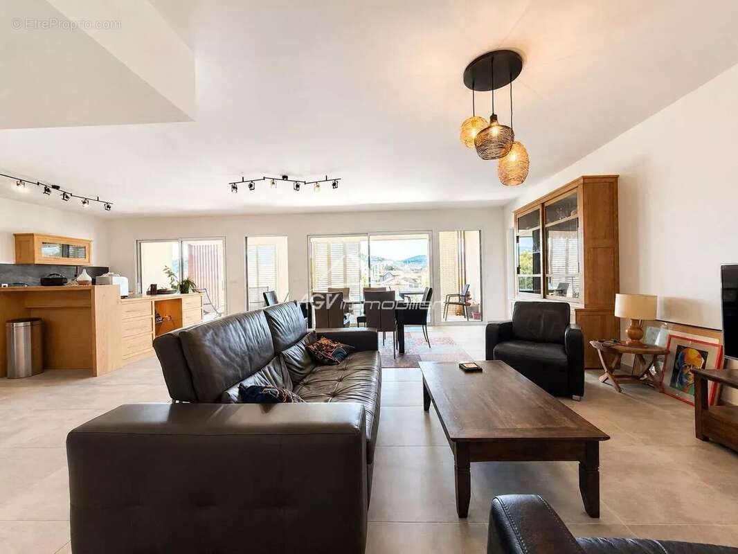Appartement - Résidence sécurisée - 4 chambres - Alès - photo 4