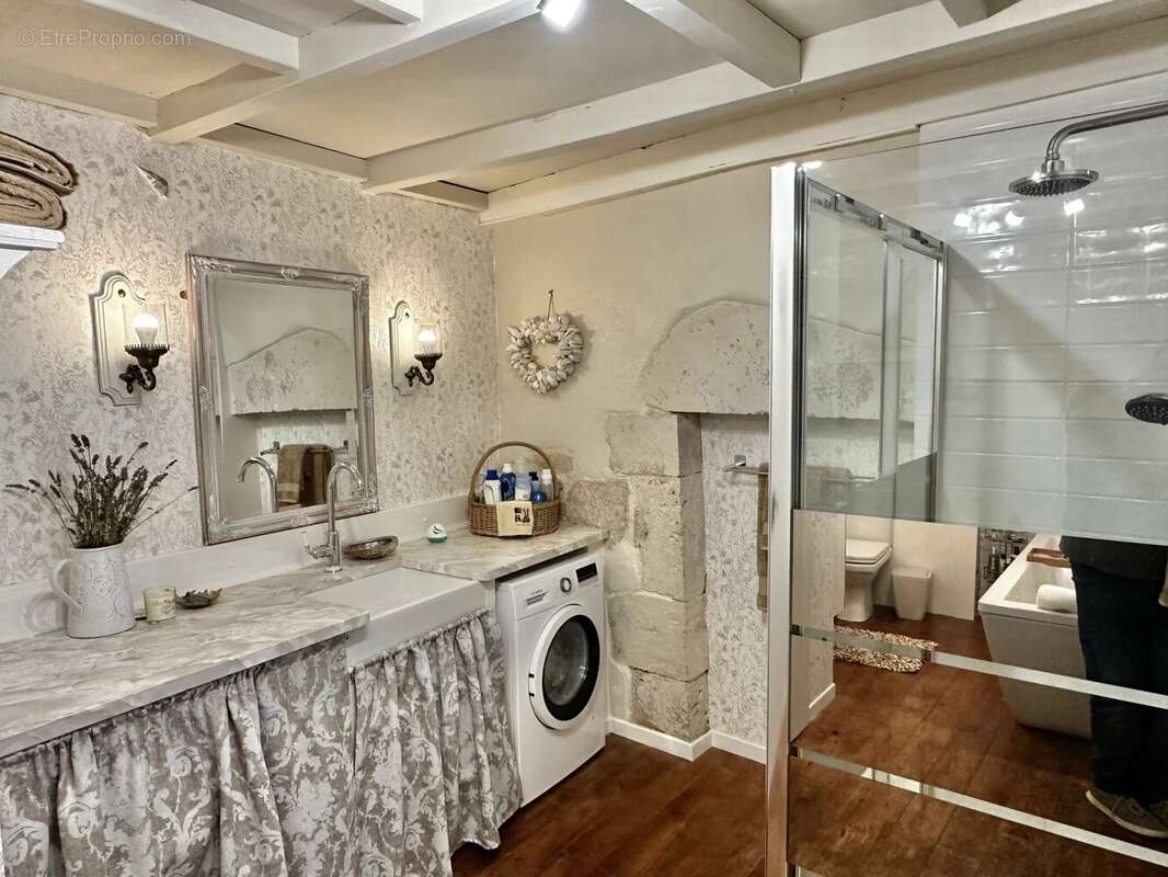 Maison à LA FORET-DE-TESSE