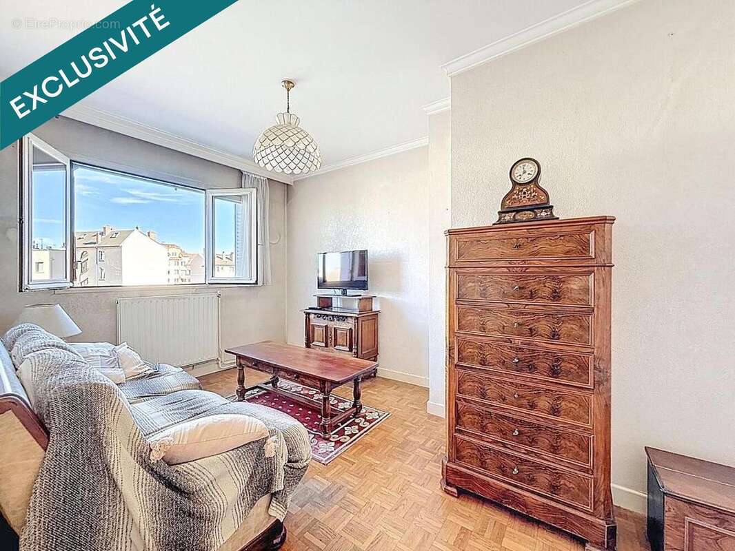 Photo 4 - Appartement à VILLEURBANNE