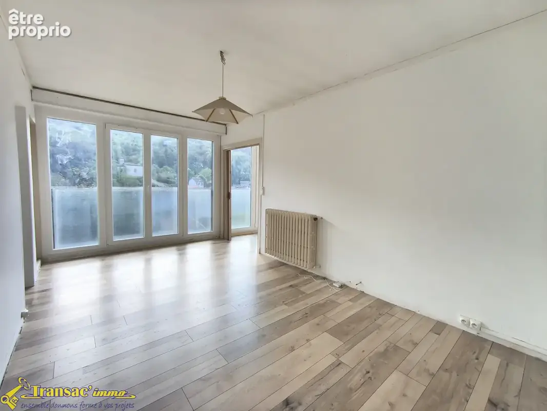 Appartement à THIERS