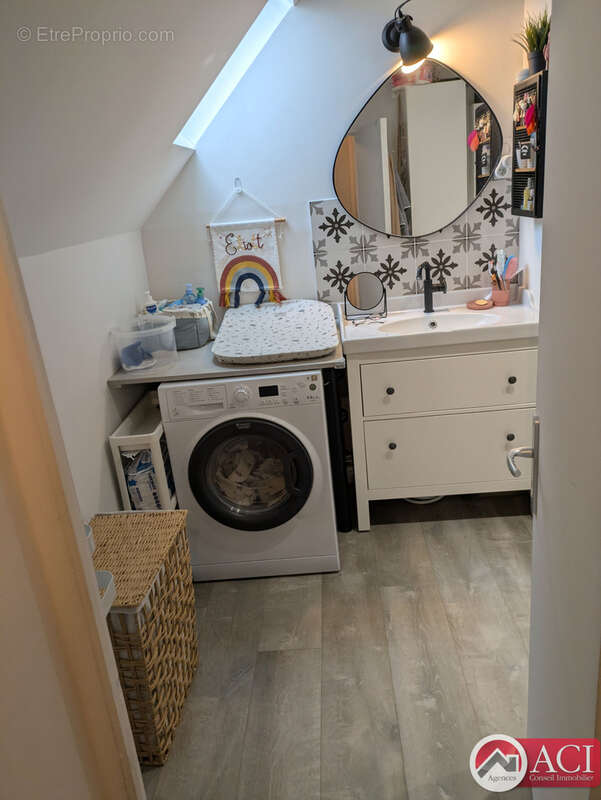 Appartement à BORNEL