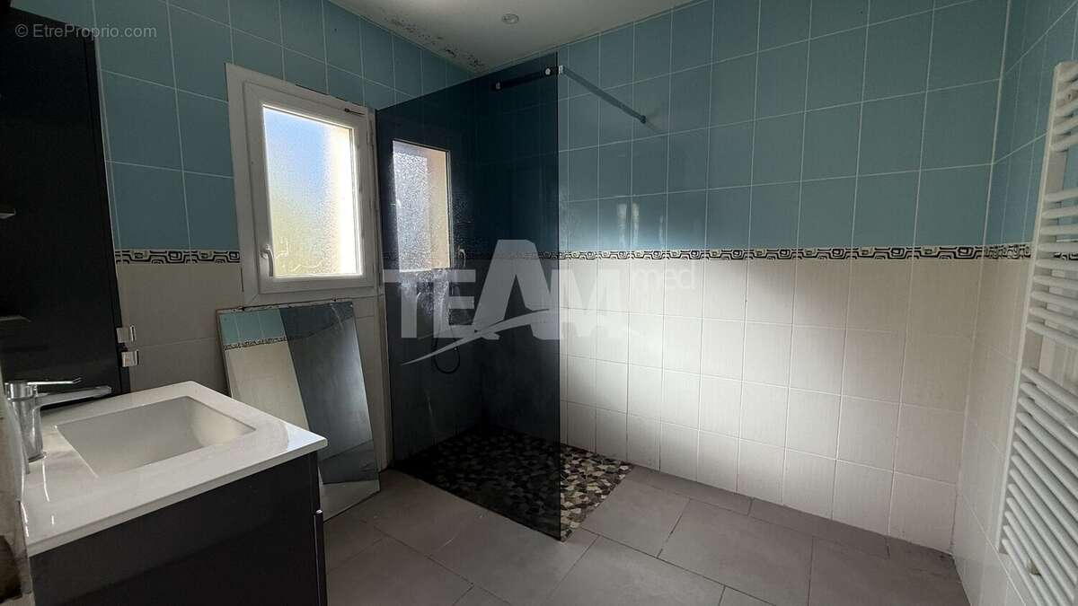 Maison à VILLEVEYRAC