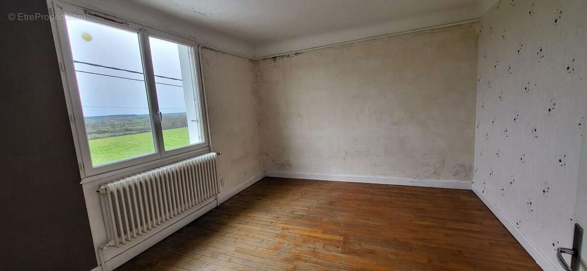 Maison à SAINT-SEINE