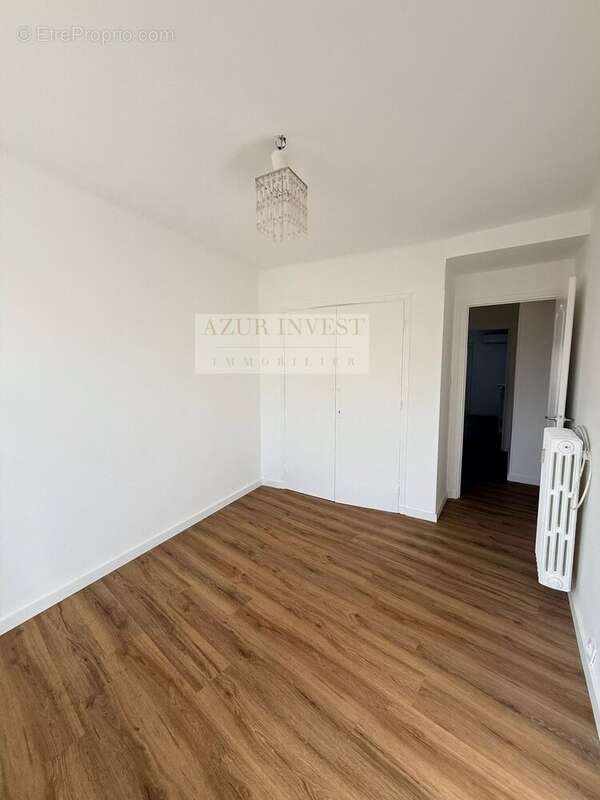 Appartement à ROQUEBRUNE-CAP-MARTIN