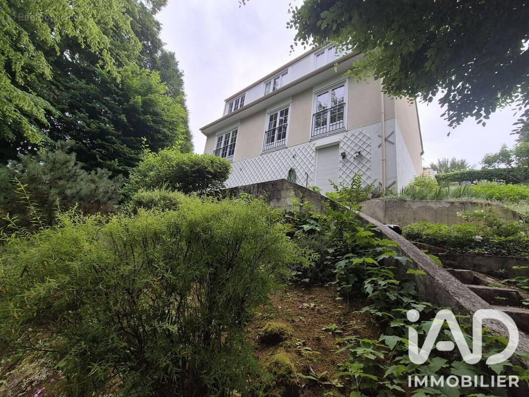 Photo 1 - Maison à LA FERTE-SOUS-JOUARRE