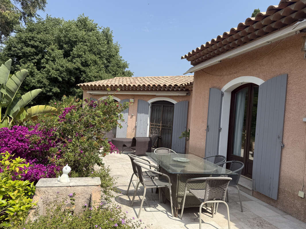 Maison à SAINT-RAPHAEL