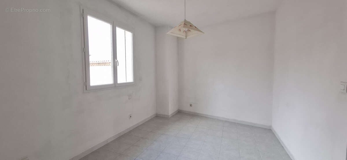 Appartement à GANGES