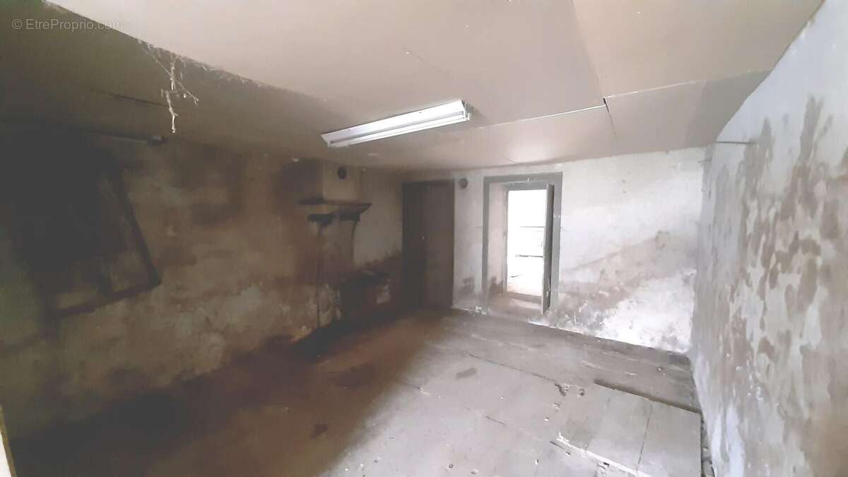 Photo 3 - Maison à LONS-LE-SAUNIER