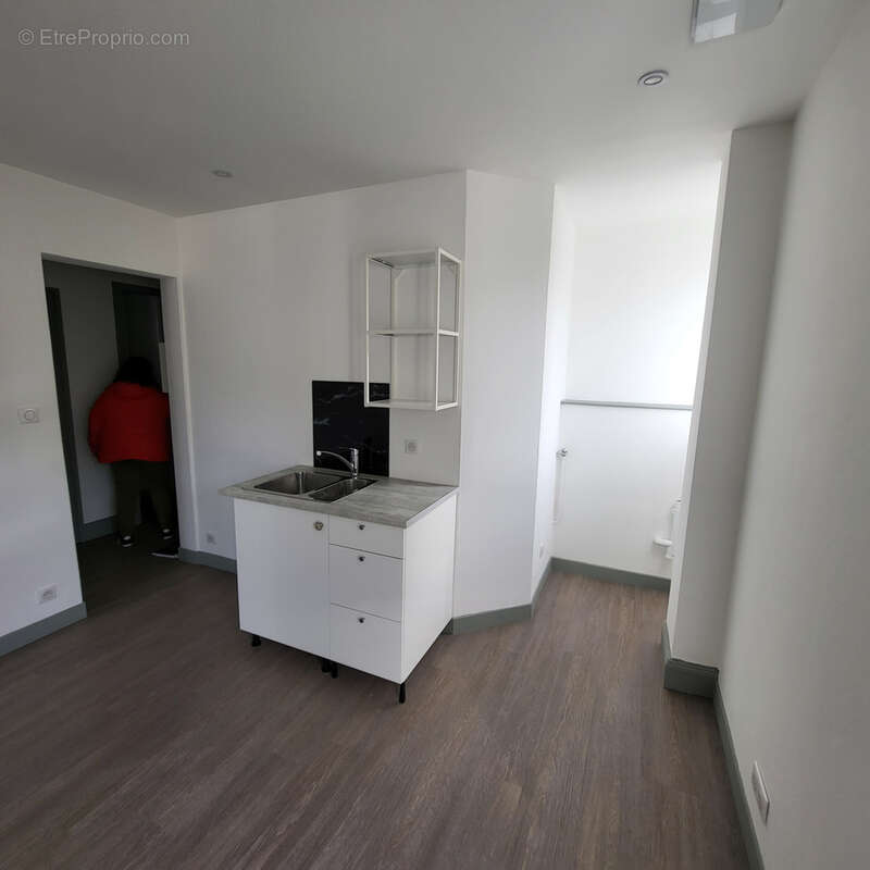 Appartement à RIOM-ES-MONTAGNES