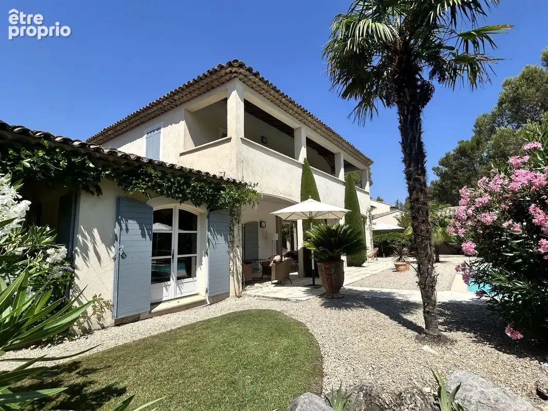 Maison 270 m² à Mallemort  - photo 4