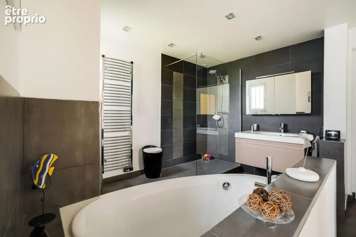 Propriété familiale PERTHES 210 m2 avec piscine. - photo 11
