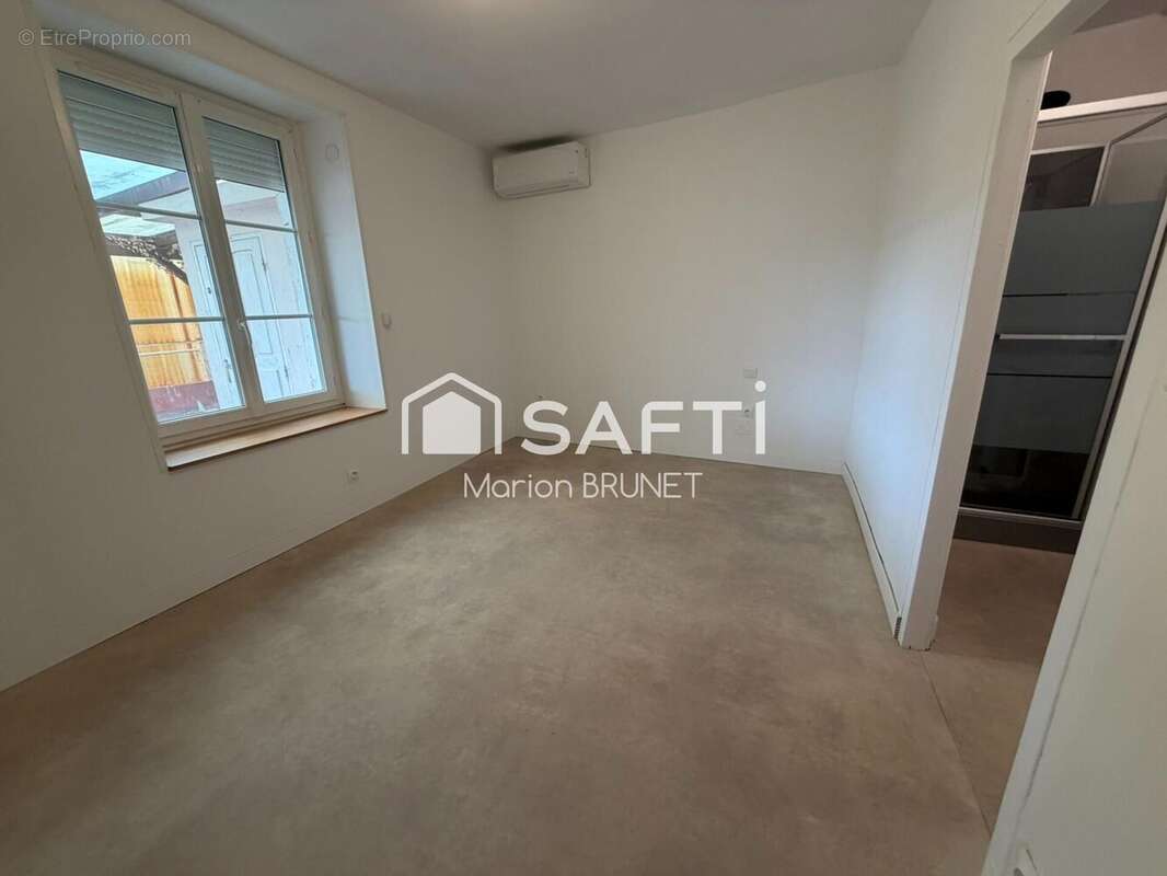 Commerce 145 m² à Montataire  - photo 5