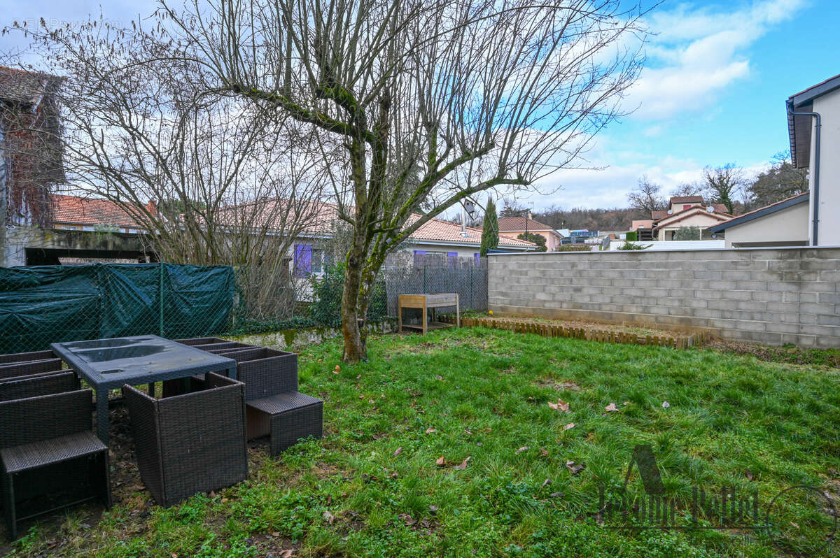 Maison à COMMUNAY
