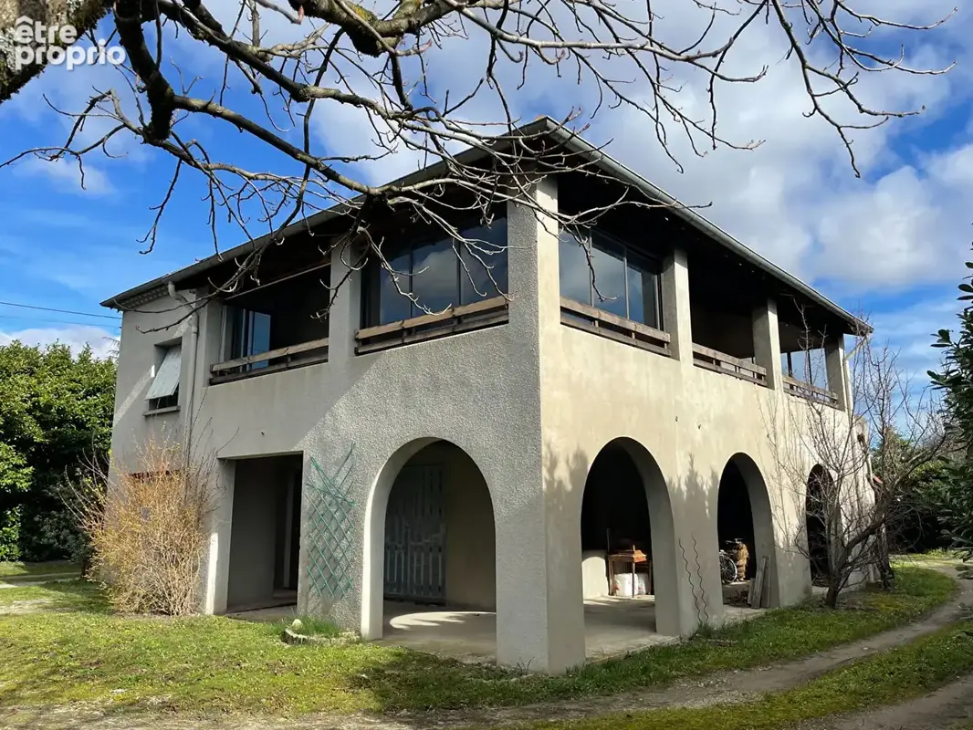 Maison à CHOMERAC