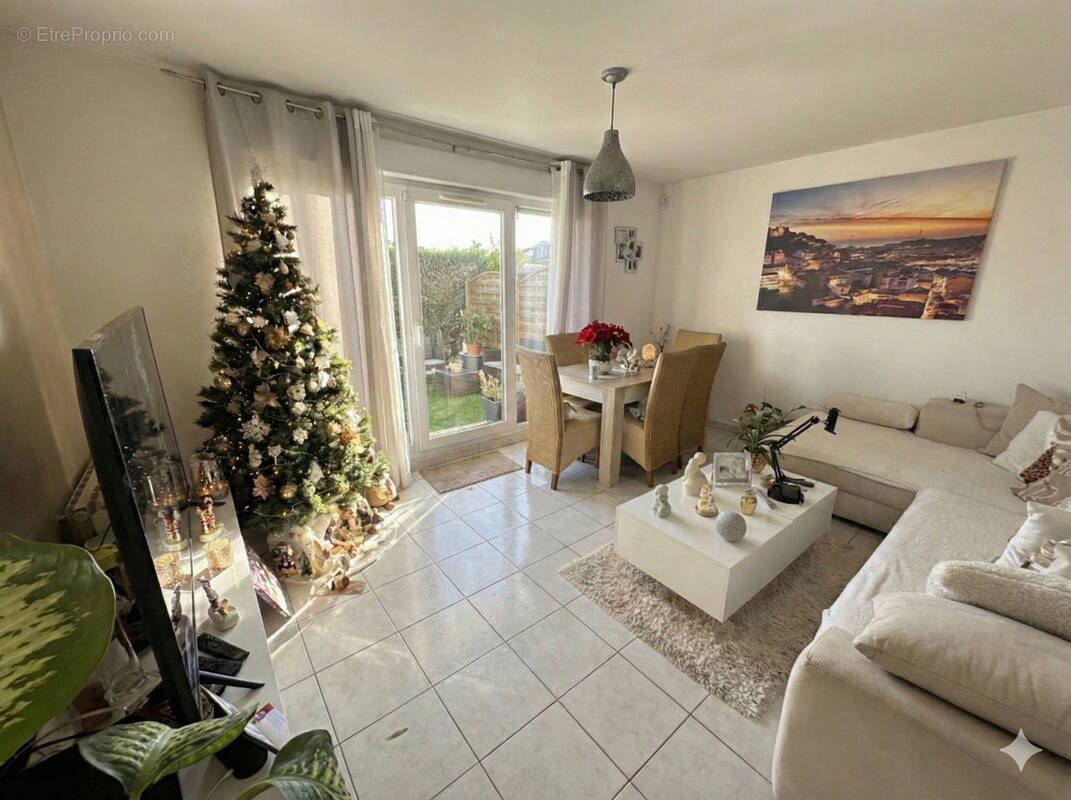 Appartement à PREVESSIN-MOENS