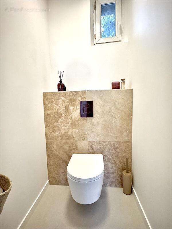 Appartement à LA COLLE-SUR-LOUP