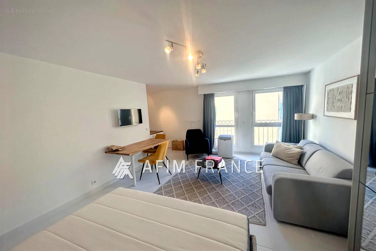 Appartement à BEAUSOLEIL