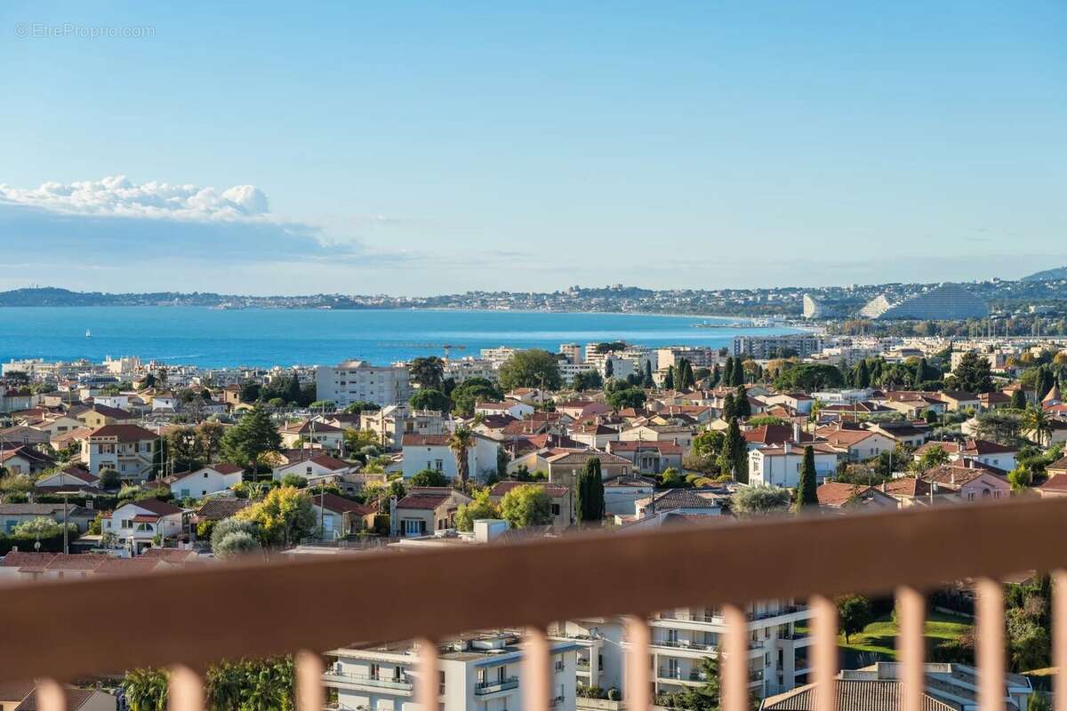 Appartement à CAGNES-SUR-MER