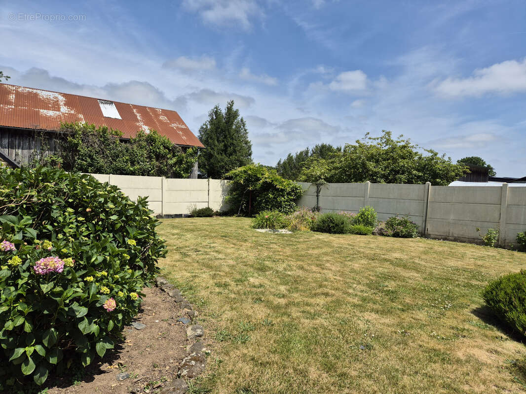 Maison à SAINT-MARC-SUR-COUESNON