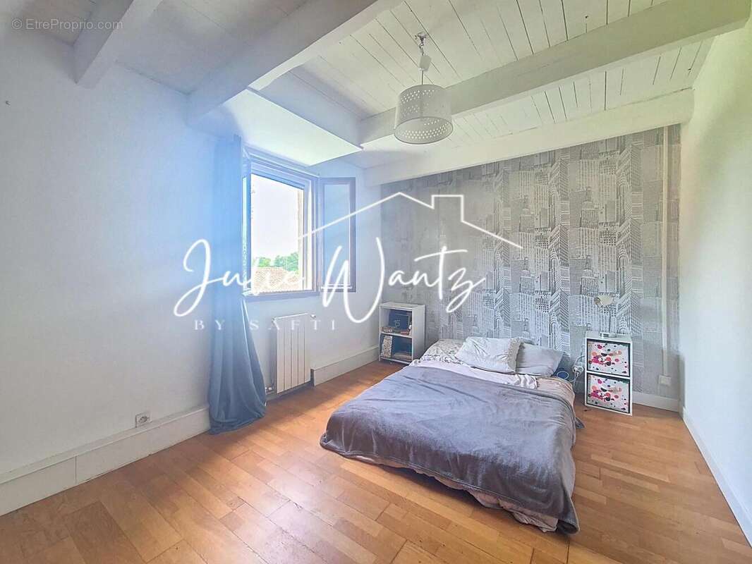 Photo 8 - Maison à SAINT-DENIS-DE-PILE