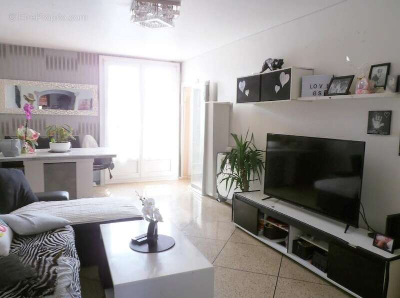 Appartement à MARSEILLE-10E