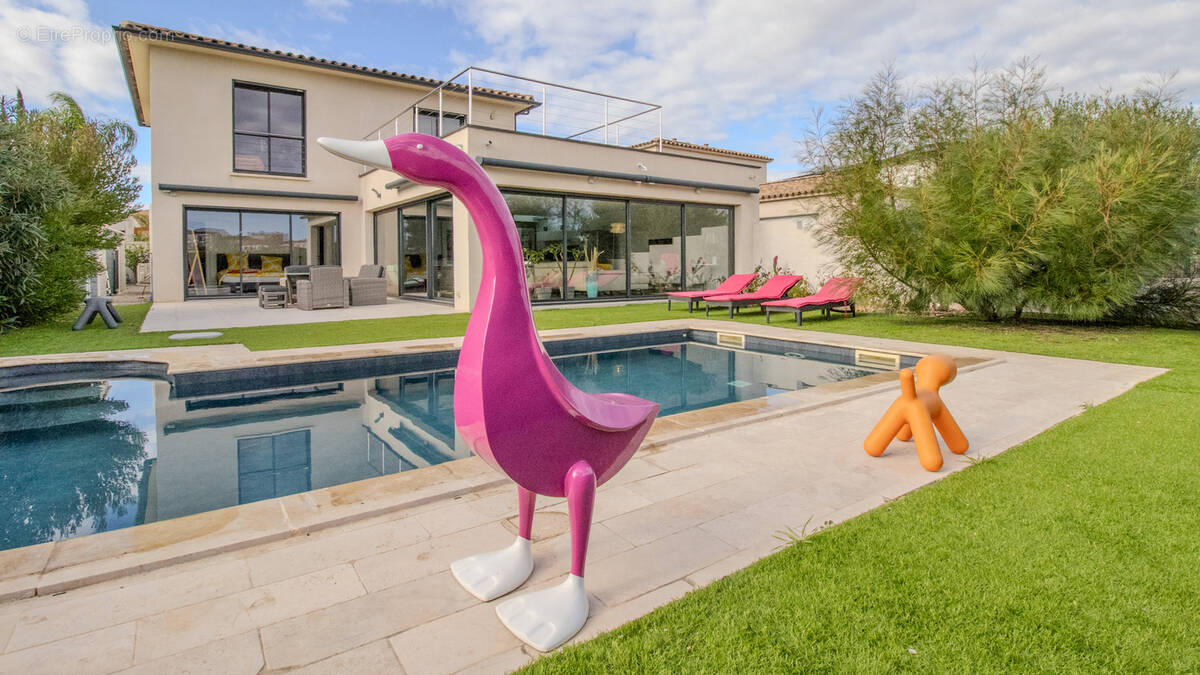 Maison à LA LONDE-LES-MAURES