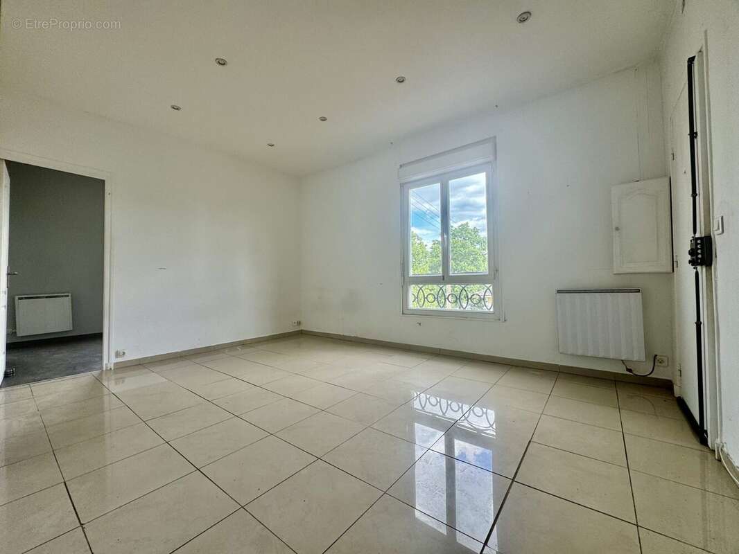 séjour  - Appartement à LIVRY-GARGAN