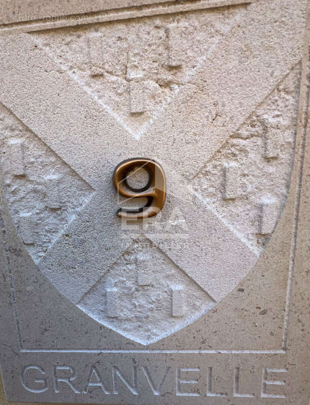 Appartement à BYANS-SUR-DOUBS