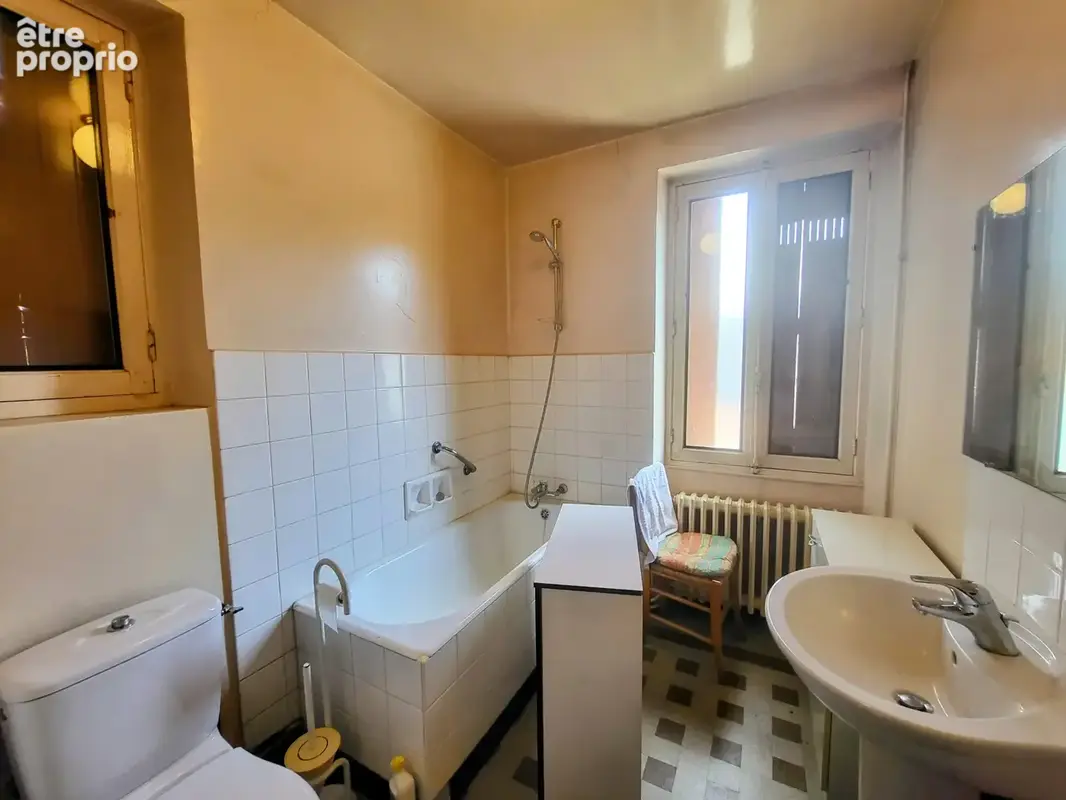 Exclusivité-Maison de caractère familiale lumineuse avec jardin au Puy en Velay - photo 8
