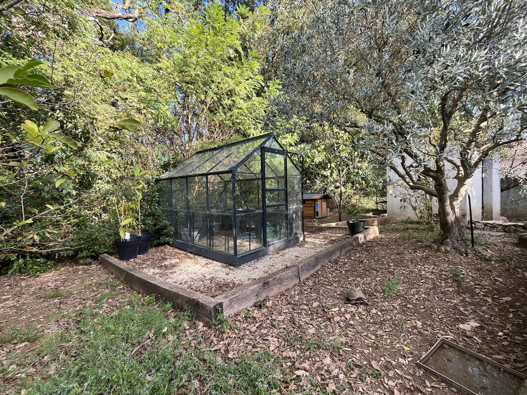 Maison à MALATAVERNE