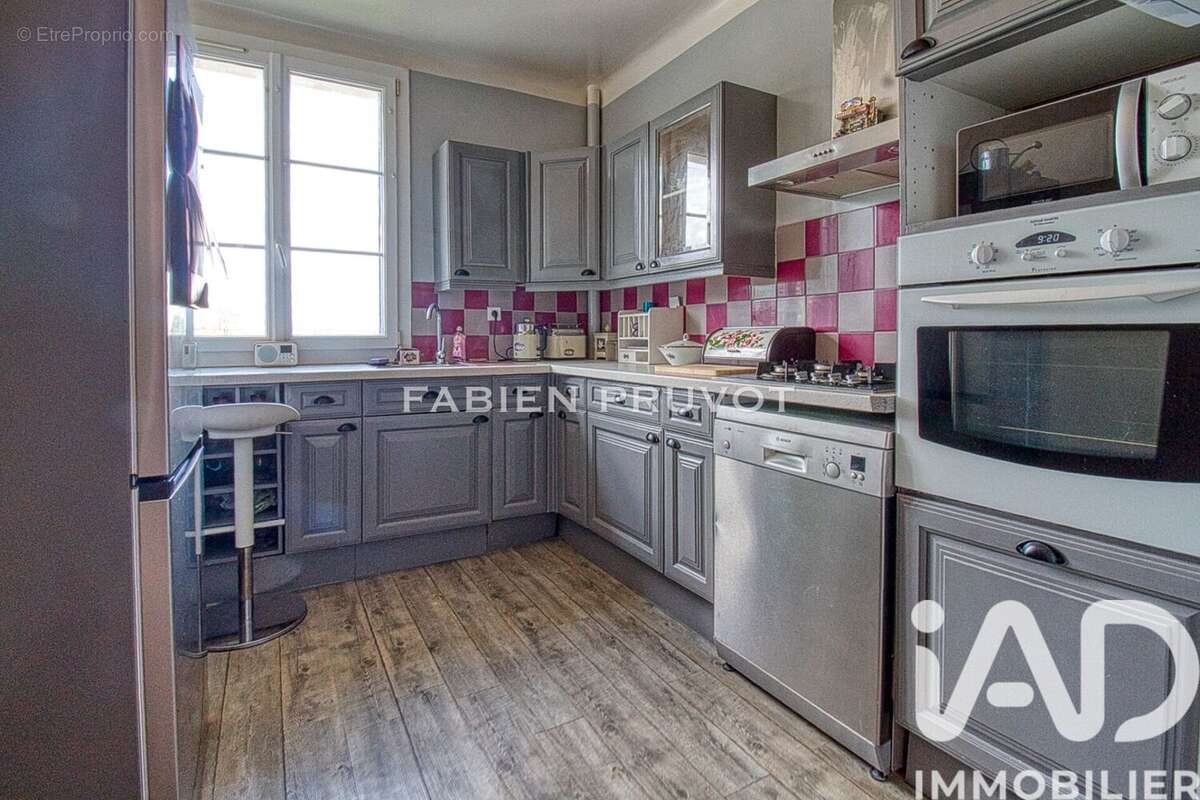 Photo 2 - Appartement à TAVERNY
