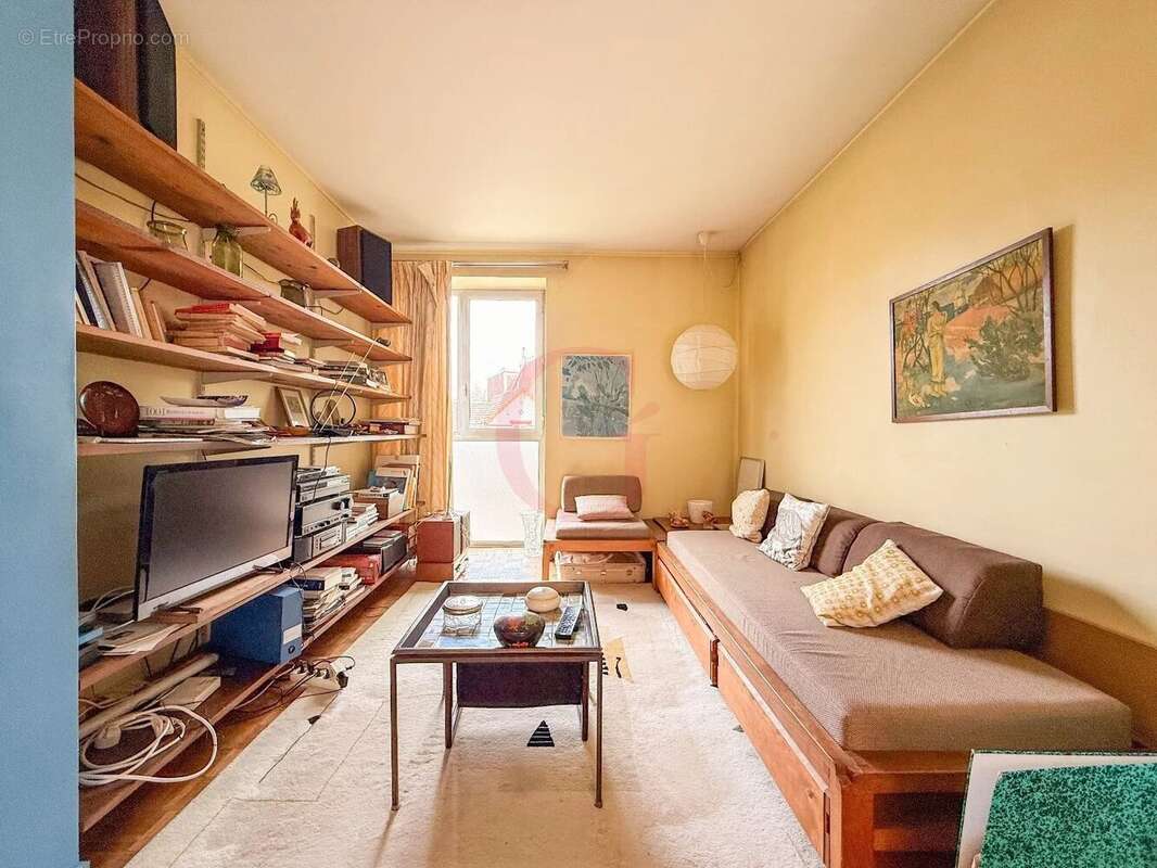 Appartement à BOURG-LA-REINE