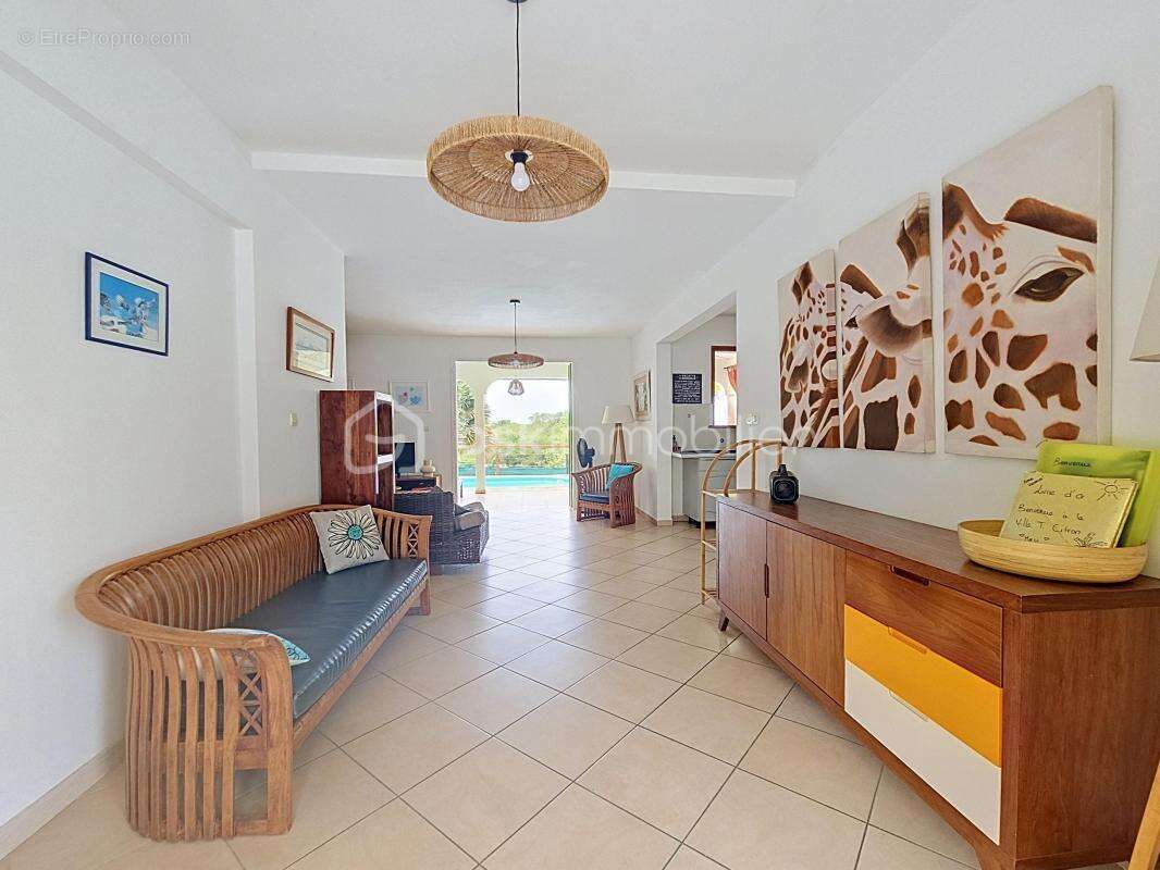 Villa 4 chambres avec piscine Sainte Anne - photo 5