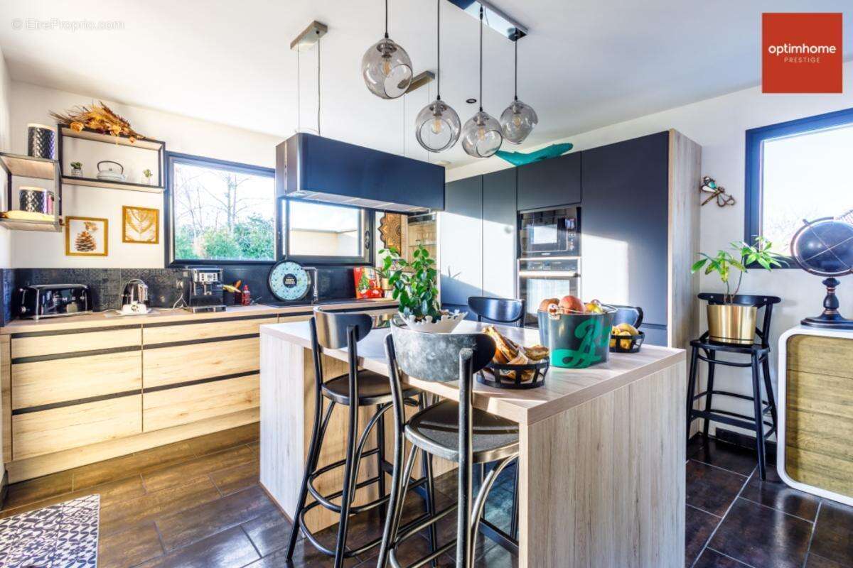Magnifique maison contemporaine de 300 m² avec piscine intérieure et 5 chambres - photo 24