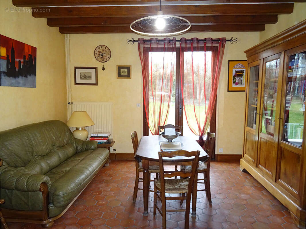 Maison à SAINT-DENIS-D&#039;AUTHOU