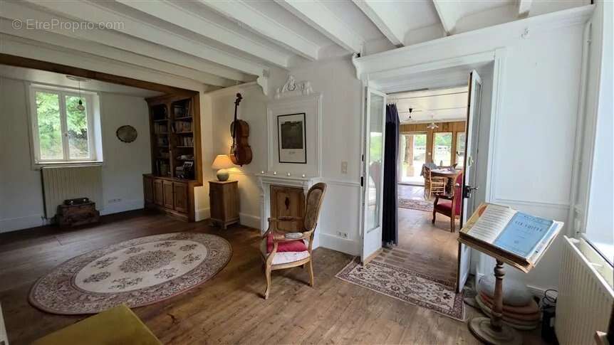 Maison à THAURON