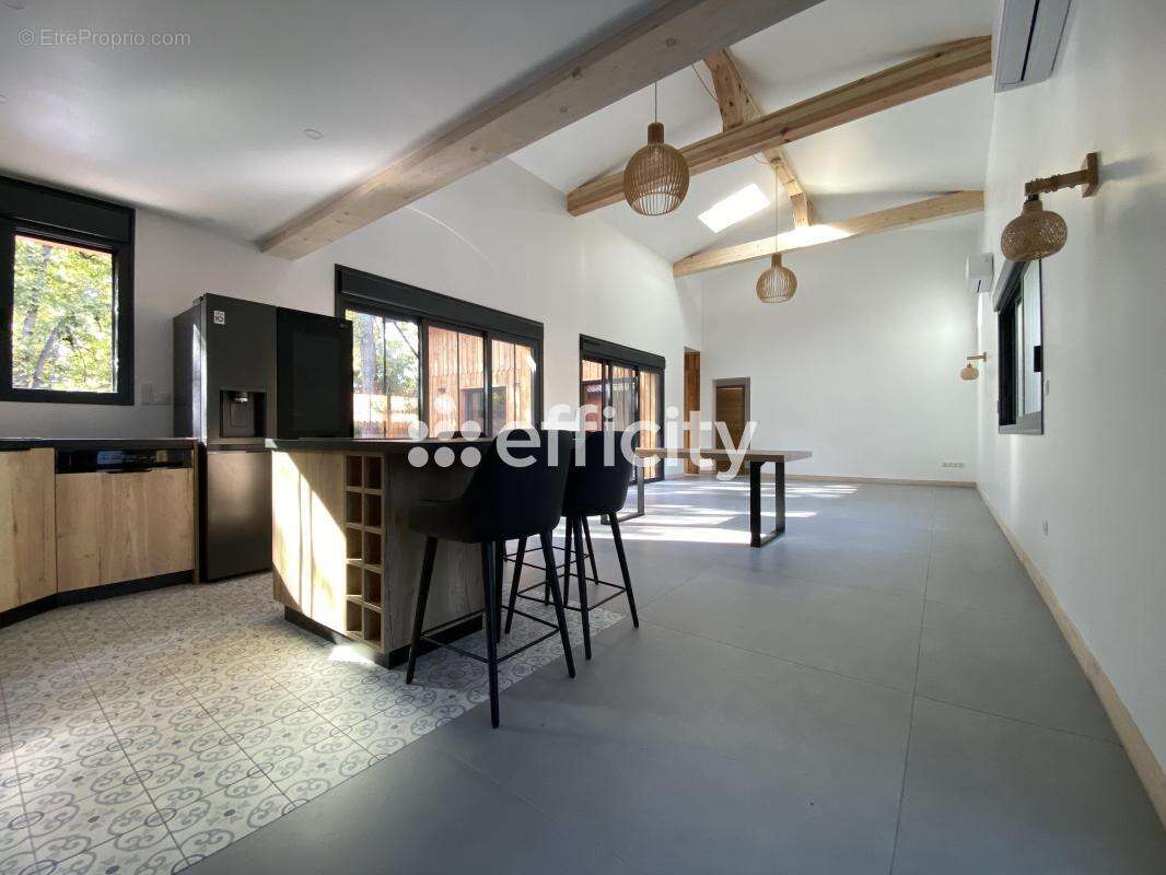 Maison 200 m² à Lege-Cap-Ferret  - photo 6