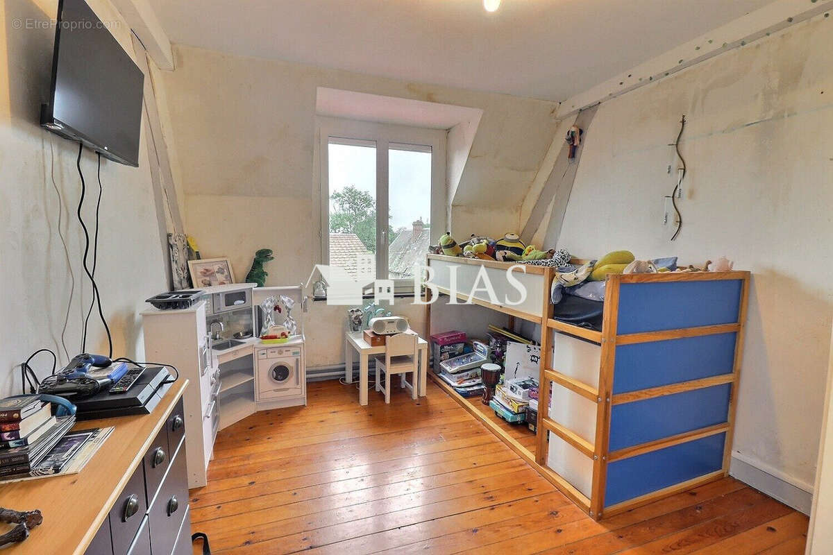 Maison à PONT-L'EVEQUE